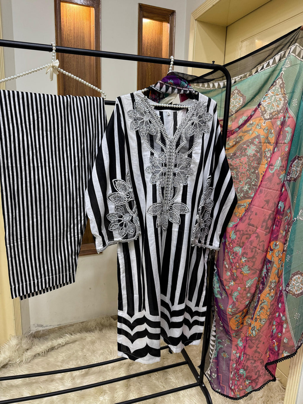 Luxury Digital Printed Lawn 3PC Suit – Embroidered Shirt | Chiffon Dupatta | Rready to Wear