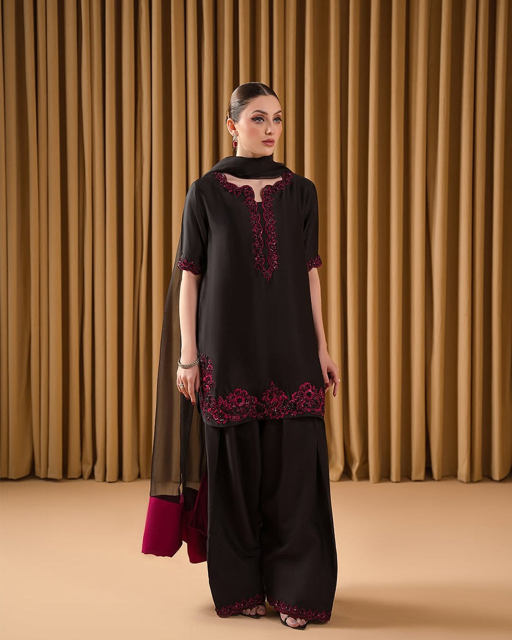 Pure Raw Silk Handmade Embroidered 3Pc Suit with Organza Dupatta – Farshi Shalwar | Ready to Wear