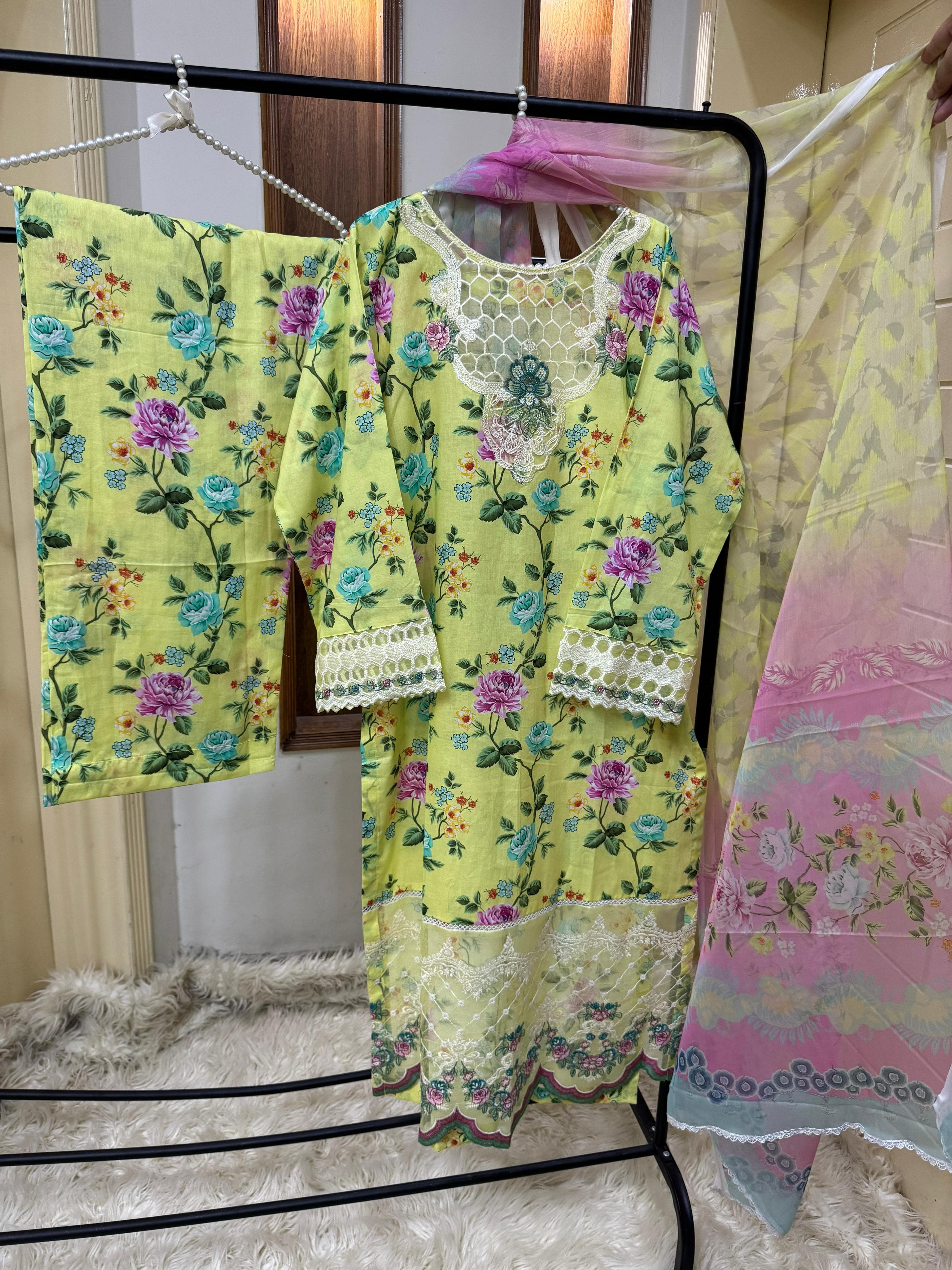 Fully Embroidered Digital Printed Lawn 3PC with Chiffon Dupatta | Ready to Wear